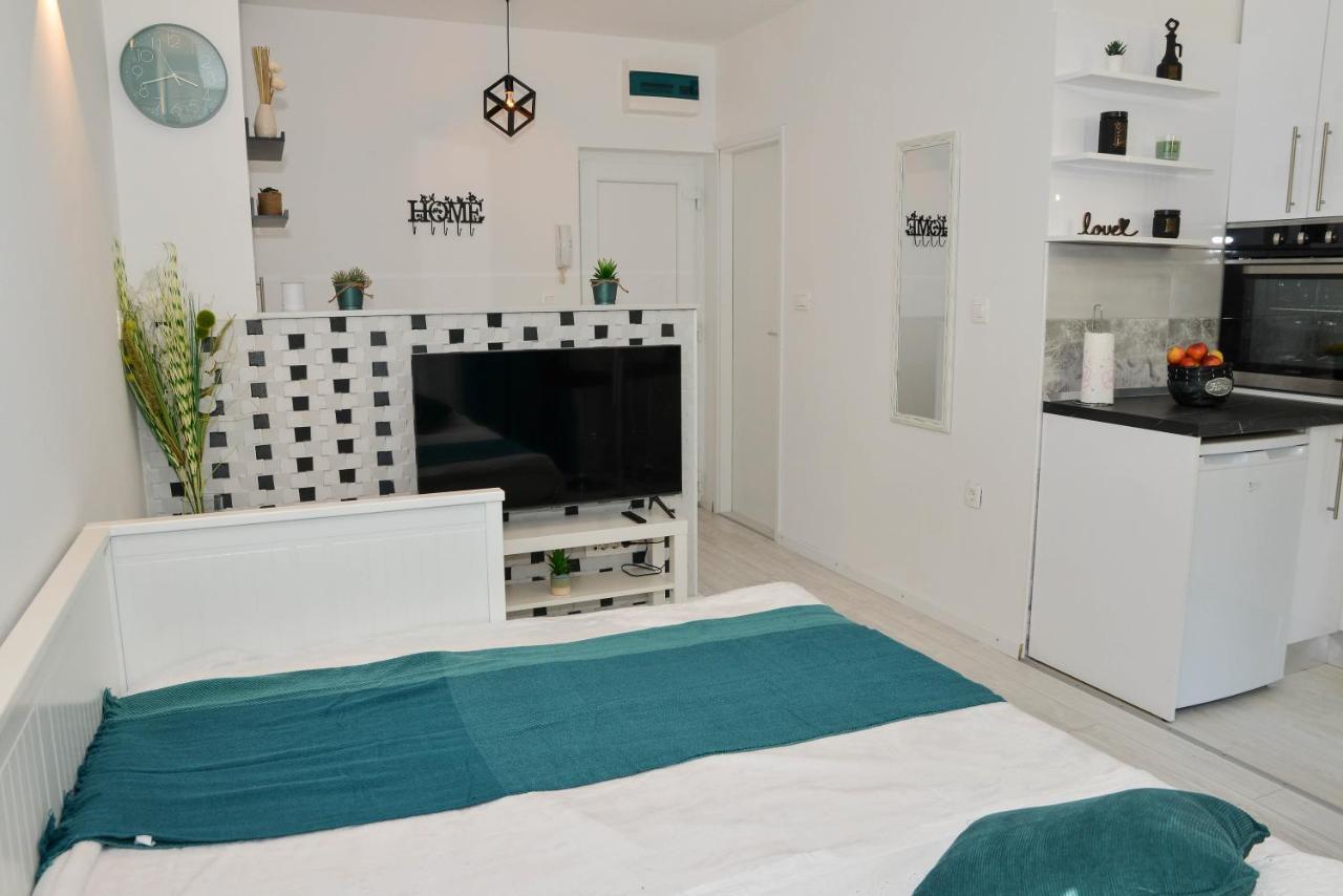 זאדאר Apartment Deni מראה חיצוני תמונה